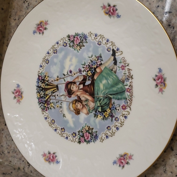 Vintage Plate - Picture 2 of 5